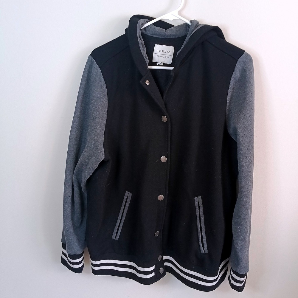 Torrid Varsity Jacket Womens 2 Black Grey Good Hooded Snap Front Striped Trim